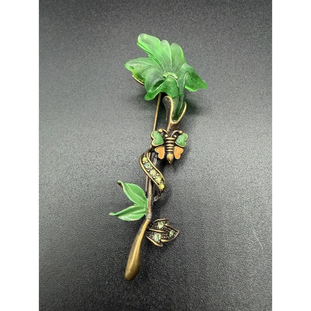 Vintage Flower Pin , Green Stones Butterfly Brass‎ Tone
